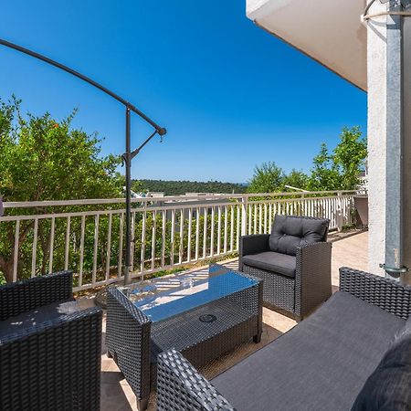 Apartmani Sani Makarska Exterior foto